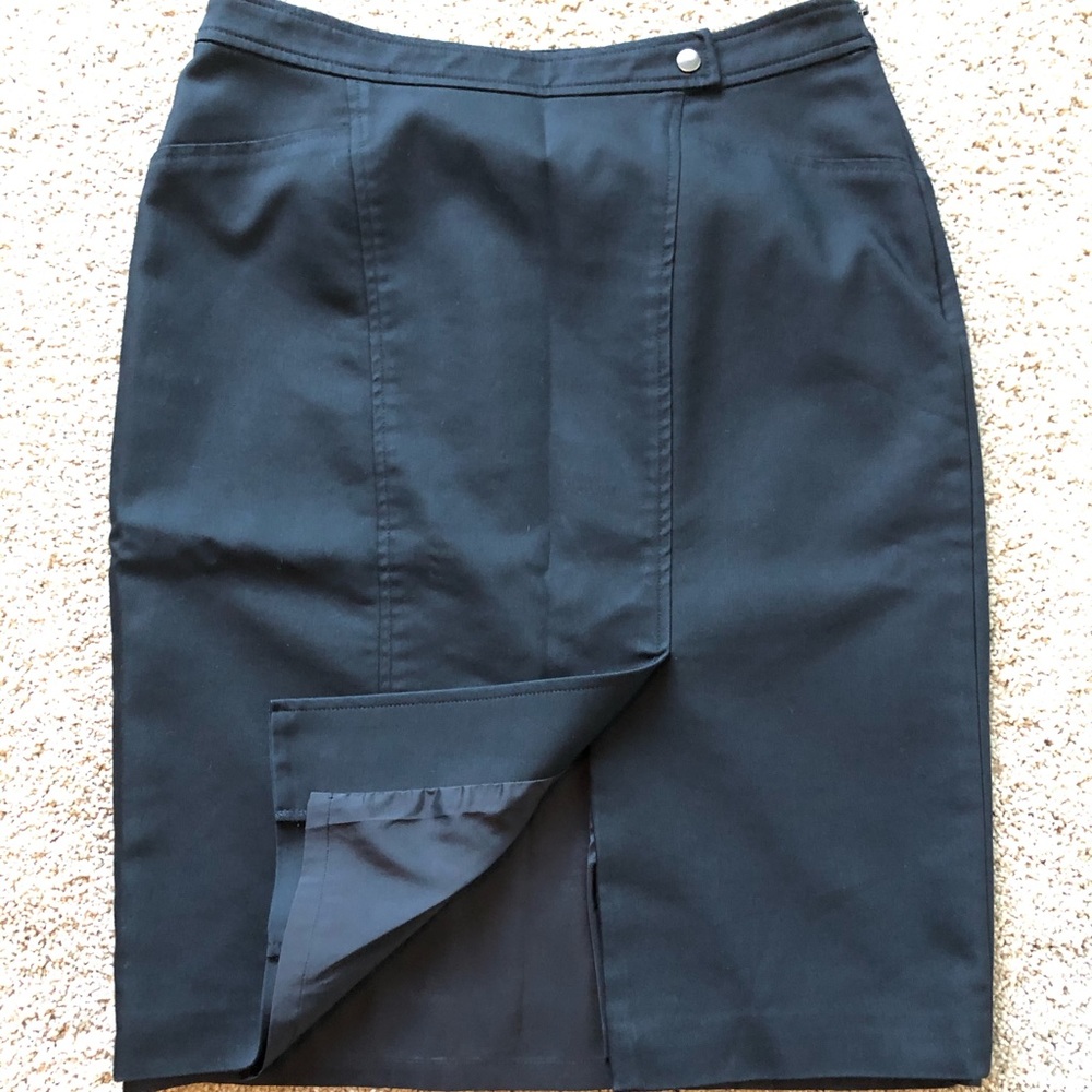 Front slit black pencil skirt